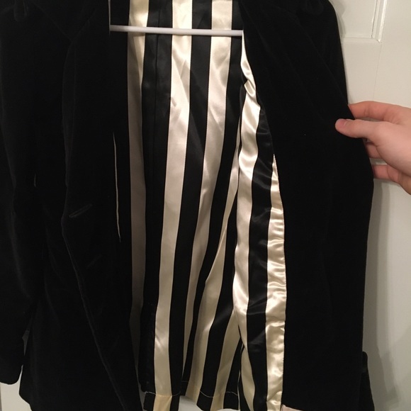 Jacket - Picture 3 of 4